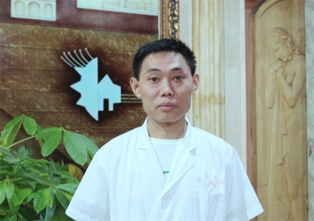 吴平
